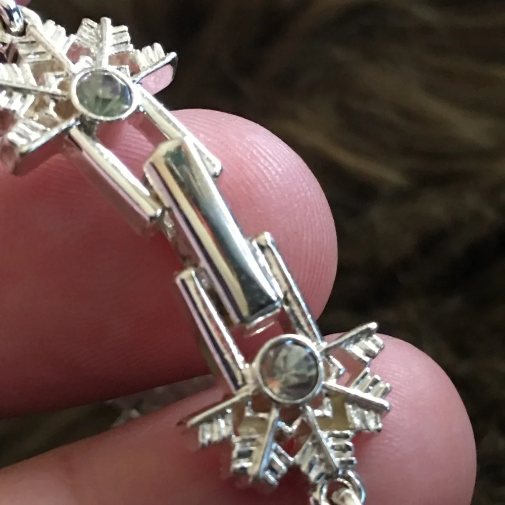 Vintage aurora borealis snowflake bracelet
